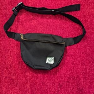 Herschel Supply Company fanny pack